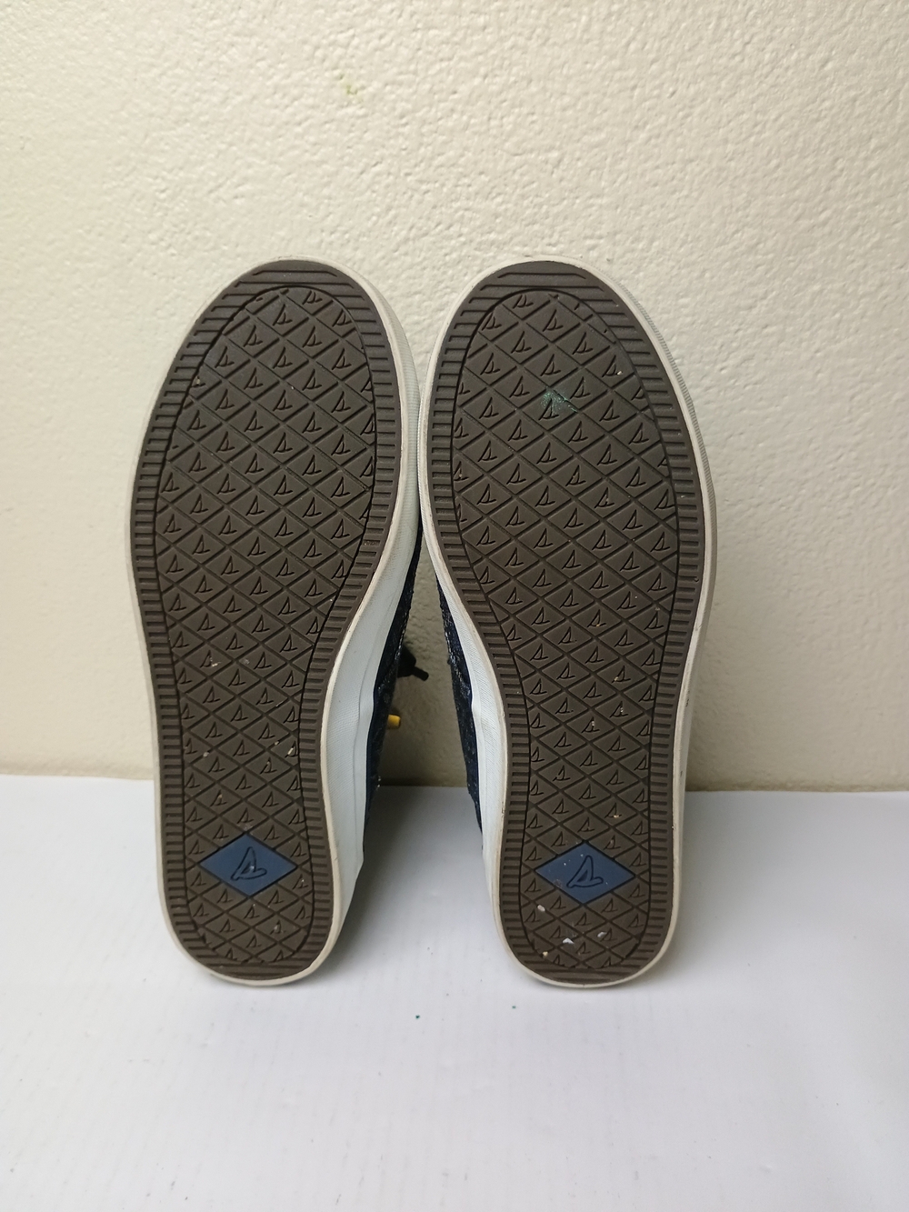Sperry Top-Sider Crest 8.5M Blue Gold Leopard-Print Faux Fur High-Top Sneakers - Picture 11 of 14